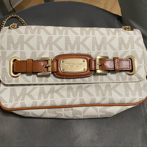 MICHAEL KORS cross body bag - Picture 9 of 9